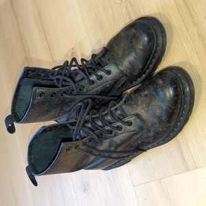 Floral leather Dr. Martens